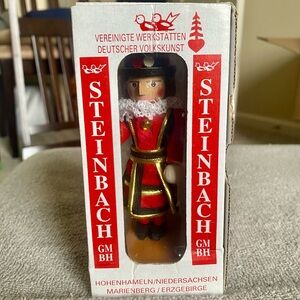 Rare Vintage Mini Steinbach Reginald the Beefeater Guardsman Nutcracker -
